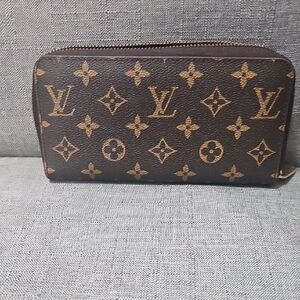 Brown & Tan Zip-Around Wallet in Monogram Brown and Gold